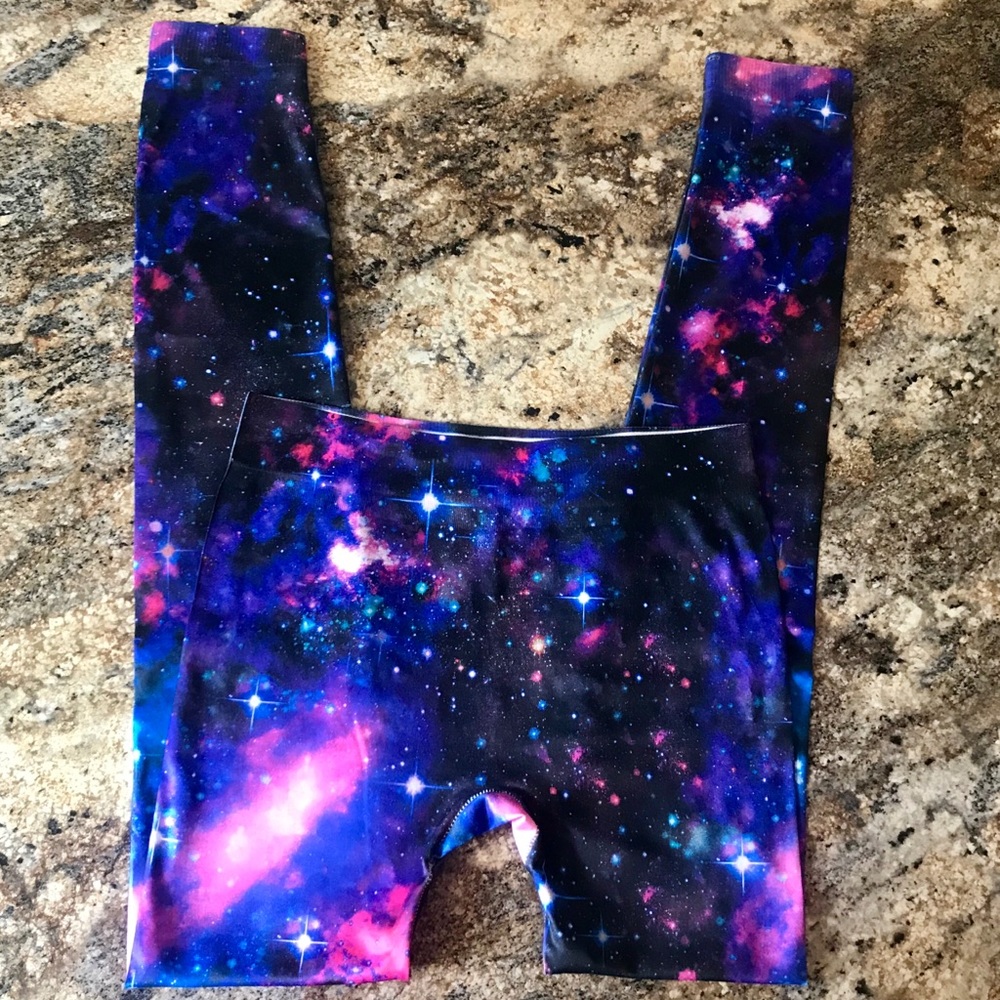 No Boundaries- Galaxy Leggings